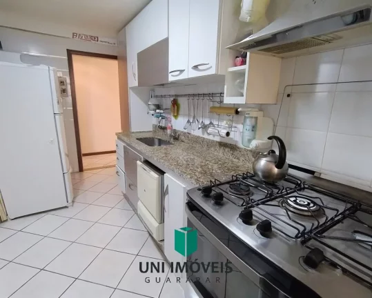 Imagem Apartamento Andar Alto com Vista para o Mar, 3 Quartos, Suíte, DCE e vaga de garagem na Praia do Morro