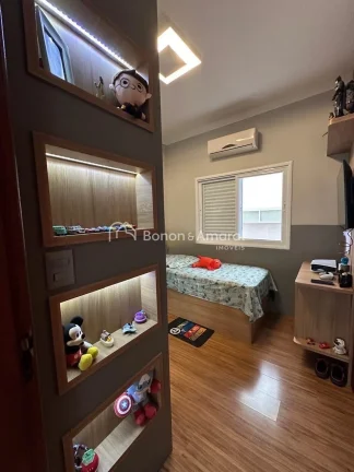 Imagem Esta casa impecável no Condomínio Fiorella em Valinhos oferece um ambiente extremamente arejado e ...