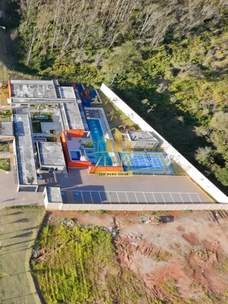 Imagem Terreno Condomínio Clube 250m2, Diferenciado, Parte Alta, Rua sem saída.