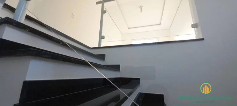Imagem Casa nova, 3 dormitórios, (1 suíte) ótimo acabamento em condomínio