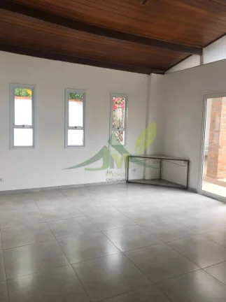 Imagem Oportunidade Casa Térrea reformada localizada na Região da Lucas