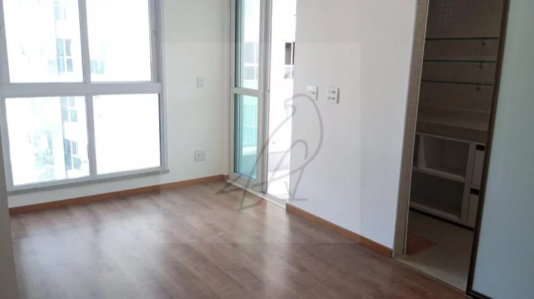Imagem Vendo Excelente 4 Quartos, 187m2, Barra avenida, Salvador, Barra