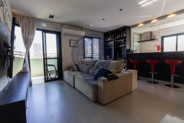 Imagem Apartamento à venda em Pinheiros, São Paulo-SP: 1 quarto, 1 suíte, 2 salas, 2 banheiros, 2 vagas de garagem, 80m². Confira!