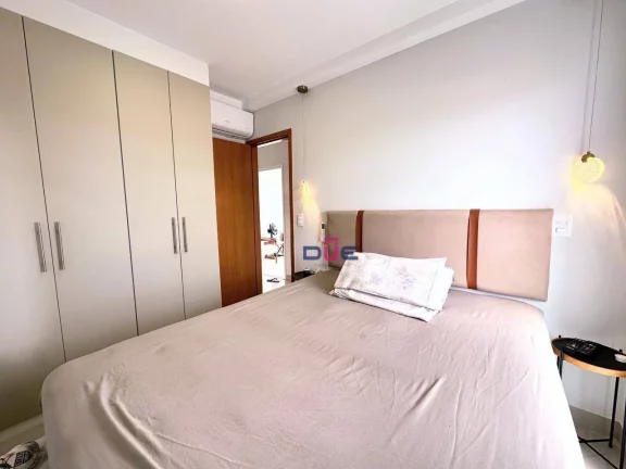 Imagem Apartamento com 2 dormitórios à venda, 53 m² por R$ 739.000,00 - Embaré - Santos/SP