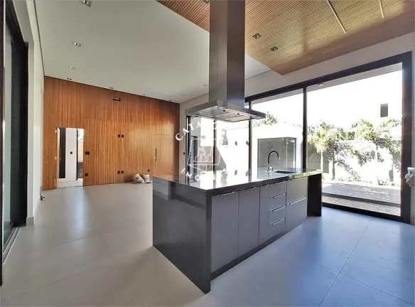 Imagem Casa em Condomínio a Venda no bairro Residencial e Empresarial Alphaville - Ribeirão Preto, SP
