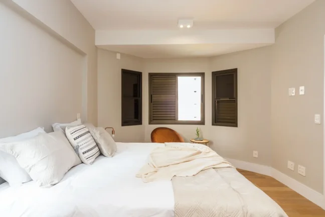 Imagem Apartamento 283M², 5Q, 4 Suítes, 4 Banheiros, 5 Vagas, Varanda Gourmet, Lavabo, Academia, Piscina, Churrasqueira, Quadra, Lareira.