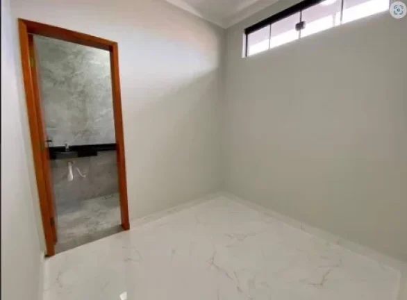 Imagem Casa para Venda em Mongaguá, Santa Eugênia, 3 dormitórios, 1 suíte, 1 banheiro, 2 vagas