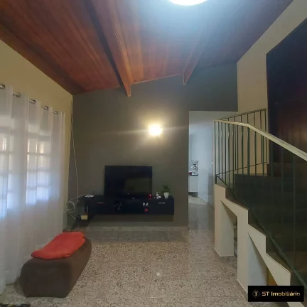 Imagem Qualidade de Vida no Interior- Chácara a Venda em Bragança Paulista