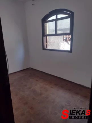 Imagem Casa para venda em São Paulo-SP, Ponte Rasa: 4 quartos, 2 banheiros, 2 vagas, 170m². Imperdível oportunidade!