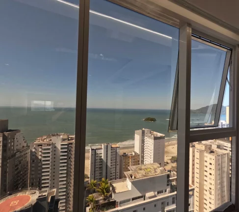 Imagem Apartamento vista mar com 4 suítes e 4 vagas de garagem em Balneário Camboriú/SC