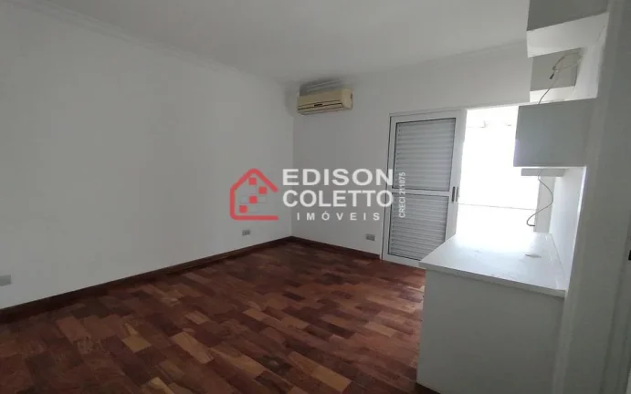 Imagem Encantadora residência à venda no Terras de Piracicaba 4, refúgio de elegância e conforto!!