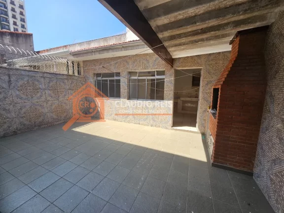 Imagem Sobrado com 3 Quartos para alugar, 179m² - Campo Grande