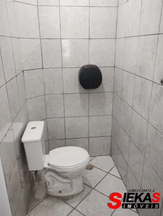 Imagem Galpão Comercial para Locação no Tatuapé, São Paulo-SP: 3 Vagas de Garagem e 300 m² de Área