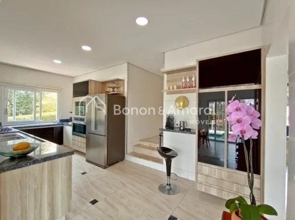Imagem Casa luxuosa e moderna à venda em terreno de 1.270 m² com 600 m² de área construída, oferecendo...