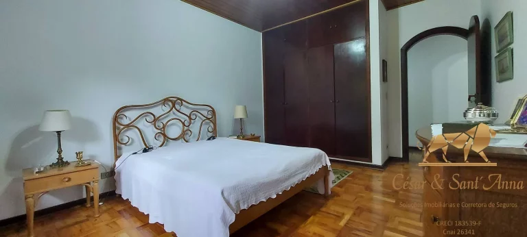 Imagem Casa a venda, com 5 dormitórios e 260m² em Campos do Jordão/SP