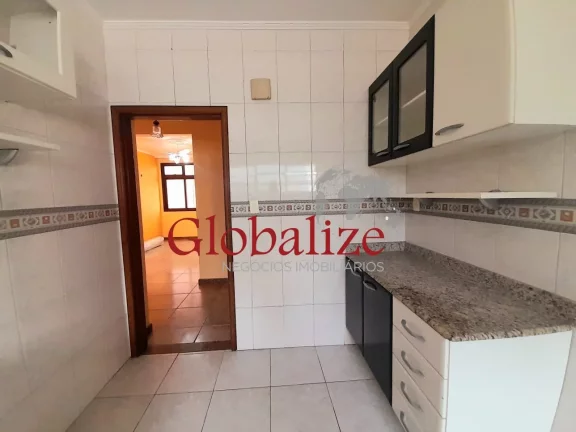Imagem APARTAMENTO 03 DORMITÓRIOS, SENDO 01 SUÍTE, ALUGUEL, PACOTE R$6.000,00, PÉ NA AREIA, LINDO E ESPAÇOSO COM MÓVEIS PLANEJADOS