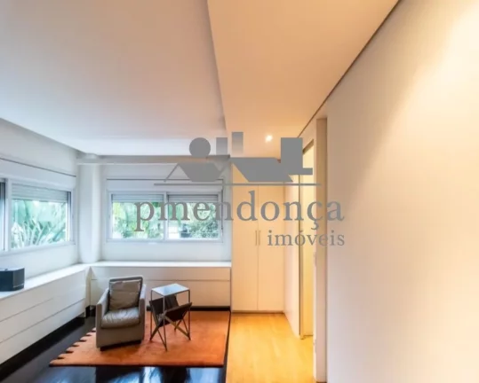 Imagem Apartamento Maravilhoso em Perdizes com vista livre para o Pacaembu, 235m².