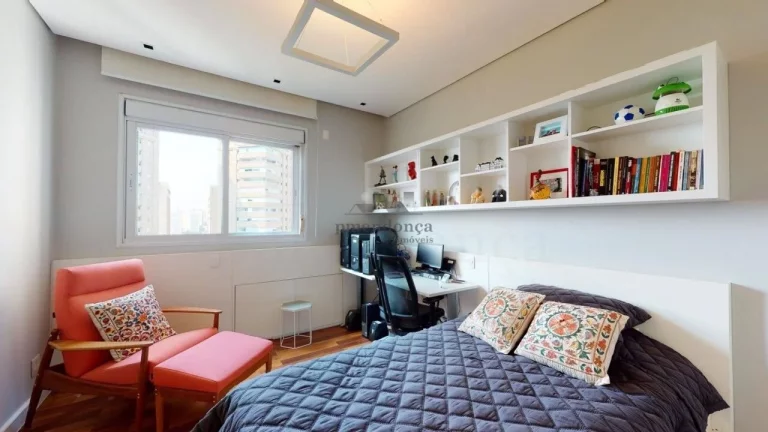Imagem Apartamento à venda com 3 quartos e 5 vagas em Alto De Pinheiros-SP, 376m²
