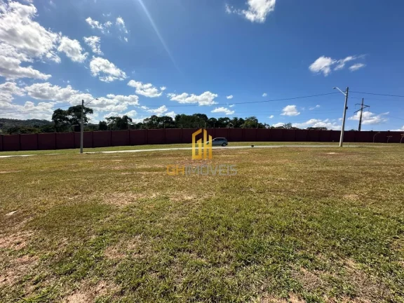Imagem TE0096Lote com 276m2 no Jardins Capri -Rua privilegiada com 8 moradores-Sem vizinho na frente (sÃ³ Ã...