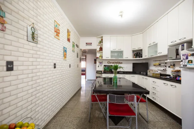Imagem Apartamento Perdizes - 267M², 4 Dorms, 3 Suítes, 2 Vagas, Face Norte.