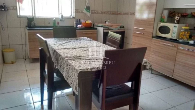 Imagem São 2 Casas com 4 Cômodos, 250m², 1 banheiro e outra com 2, são 2 Vagas no Jardim Paranavaí, Mauá-SP