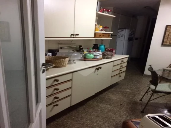 Imagem Apartamento à venda com 4 quartos, sendo 2 suítes, no condomínio Quinta de Bragança, São Paulo - SP