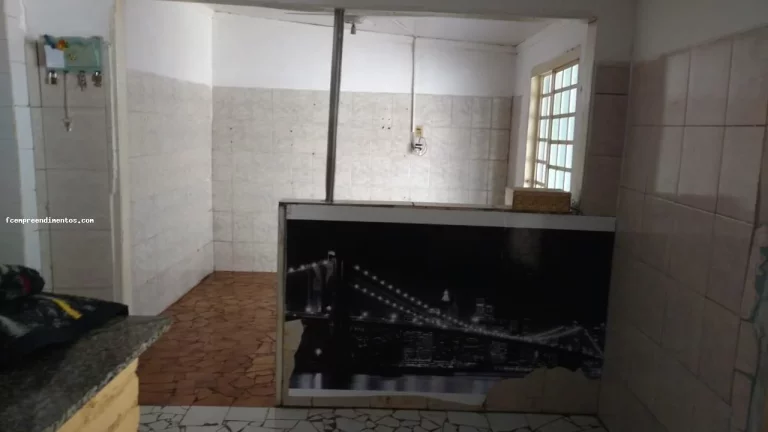 Imagem Casa para Venda em Limeira, Jardim Hortência, 3 dormitórios, 1 banheiro, 1 vaga
