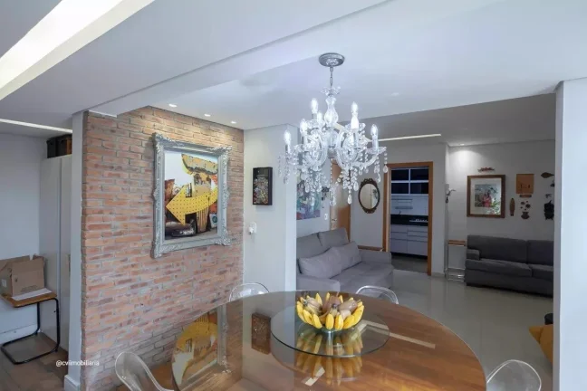 Imagem Este espaÃ§oso apartamento Ã© uma excelente opÃ§Ã£o para quem busca conforto e praticidades. Com trÃ...