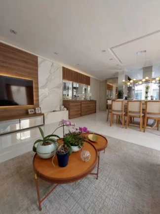 Imagem Sobrado com 3 dormitórios à venda, 240 m² por R$ 1.600.000,00 - Jardim dos Ipês - Suzano/SP