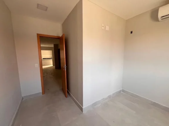 Imagem Casa em Condomínio para Venda em Cuiabá / MT no bairro Jardim Imperial