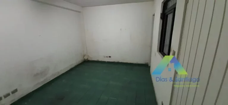 Imagem PLANALTO PAULISTA A POUCOS MINUTOS DA ESTAÇÃO DO METRO SÃO JUDAS, Casa comercial 300 metros, 2 vagas ótima localização e valor !!!!