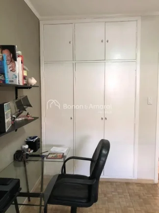 Imagem Encantadora residência com 180m² de construção, perfeita para quem busca conforto, praticidade e...