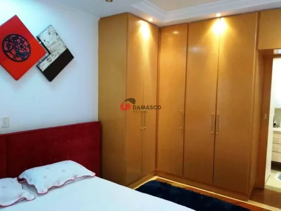 Imagem Sobrado à venda 3 Quartos, 1 Suite, 5 Vagas, 240M², Jardim, Santo André - SP