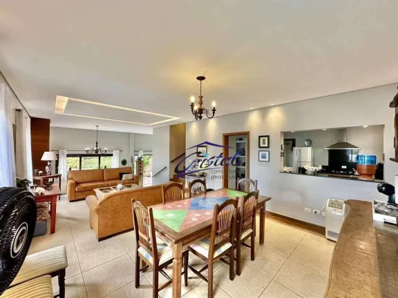 Imagem Casa com 3 quartos / suítes à venda, 330 m² Condomínio Golf Village - Granja Viana - Carapicuíba/SP