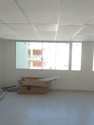 Imagem locação sala comercial no centro de Macaé RJ. 130M2 primeira locação