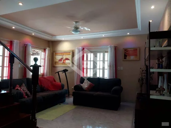 Imagem Casa duplex 3 quartos ( 1 suíte). Campo Grande