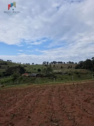 Imagem Sítio em Centro, Pardinho/SP