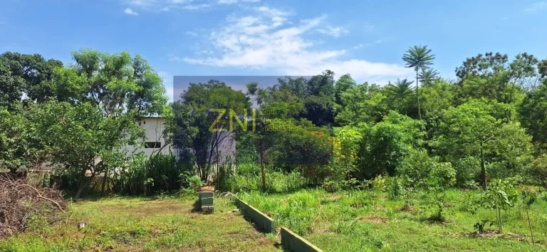 Imagem Chácara Ampla à Venda no Jardim do Trevo R 1386