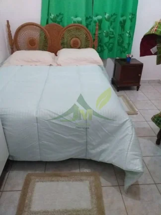 Imagem Linda Chácara em Piracaia: 1600m², Piscina, Lago, Poço, e Mais!
