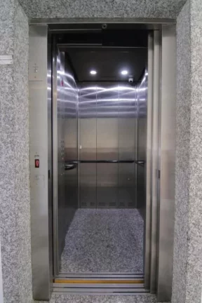 Imagem Apartamento com 2 dormitórios à venda, 49 m² por R$ 320.000,00 - Jardim Caiubi - Itaquaquecetuba/SP