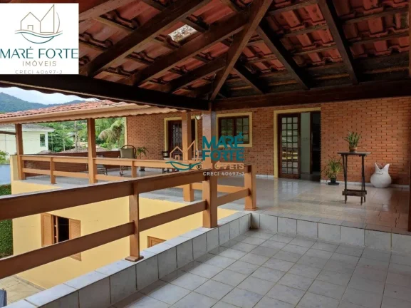 Imagem ÓTIMA CASA COM 05 QUARTOS SENDO 03 SUITES - OPORTUNIDADE.