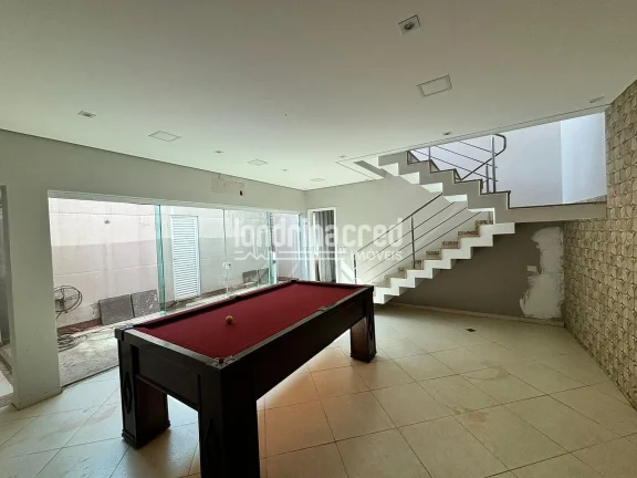 Imagem Casa Espetacular com 4 Dormitórios (2 Suítes), Piscina, Área Gourmet, 413m² de Construção em Terreno de 525m² – Acabamento de Alto Padrão e Localização Nobre!