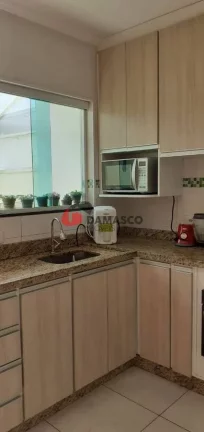 Imagem Sobrado com 2 quartos, Parque Oratório - Santo André
