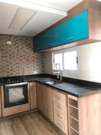 Imagem Sobrado com 2 dormitórios à venda, 60 m² por R$ 400.000,00 - Vila Colorado - Suzano/SP