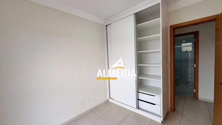 Imagem Apartamento com 3 dormitórios para alugar, 99 m² por R$ 2.770,00/mês - Jardim São Paulo II - Rio Claro/SP