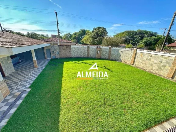 Imagem Casa com 3 dormitórios para alugar, 362 m² por R$ 3.783,00 - Assistência - Rio Claro/SP