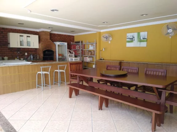 Imagem Casa Duplex para Venda em Rio de Janeiro, Jacarepaguá, 4 dormitórios, 4 suítes, 5 banheiros, 3 vagas