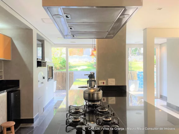 Imagem Casa Alto Padrão recém reformada, bom gosto e funcionalidade - Granja Viana