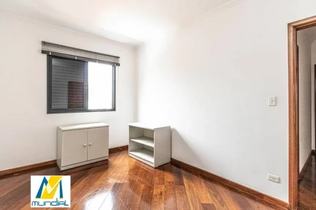 Imagem Imóvel residencial com configuração pouco comum na região
