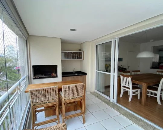 Imagem Apartamento Morumbi,3 dorm , 2 suítes , varanda , ótima localização.